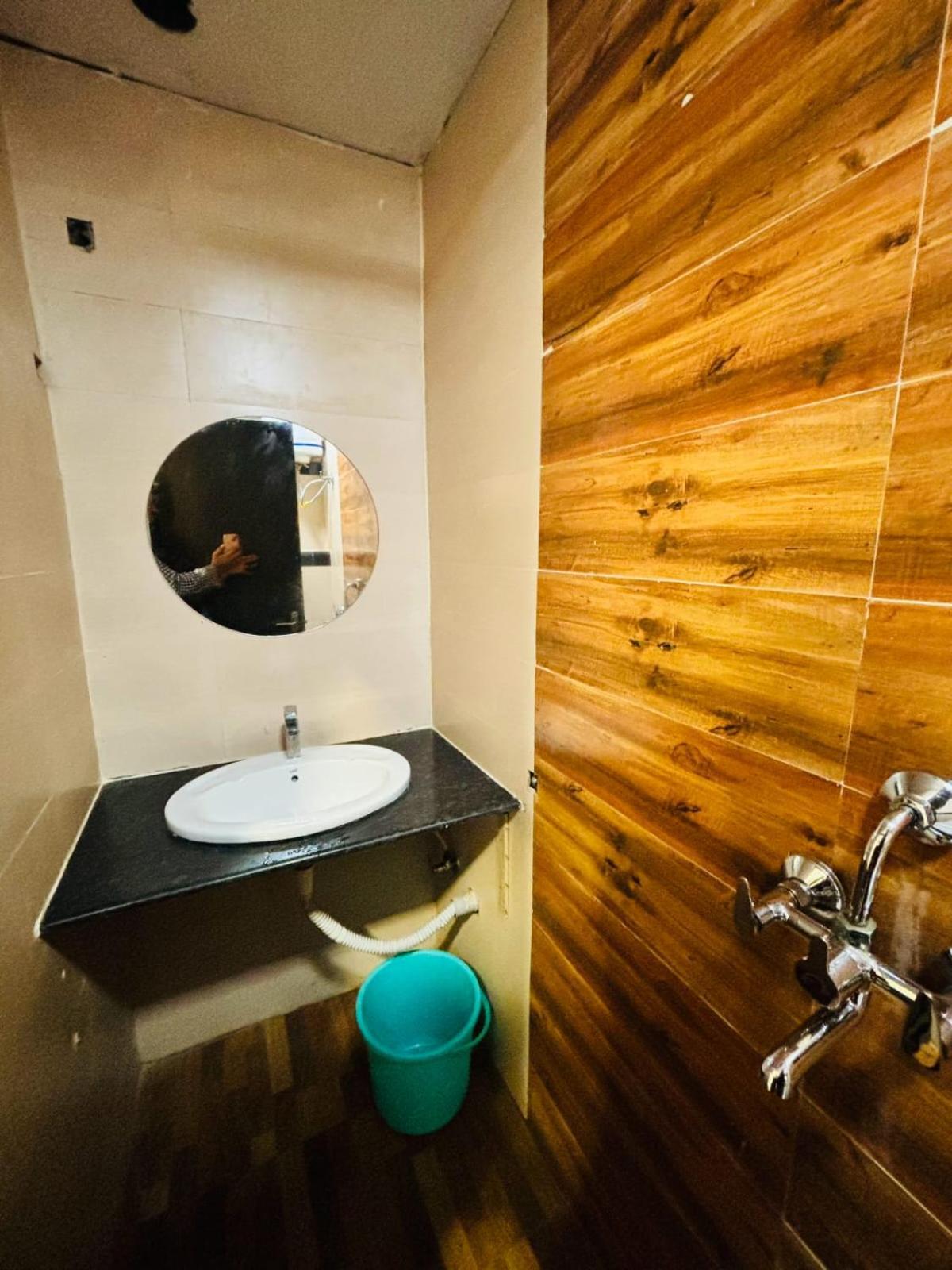 Hotel Olive Tree Агра Экстерьер фото